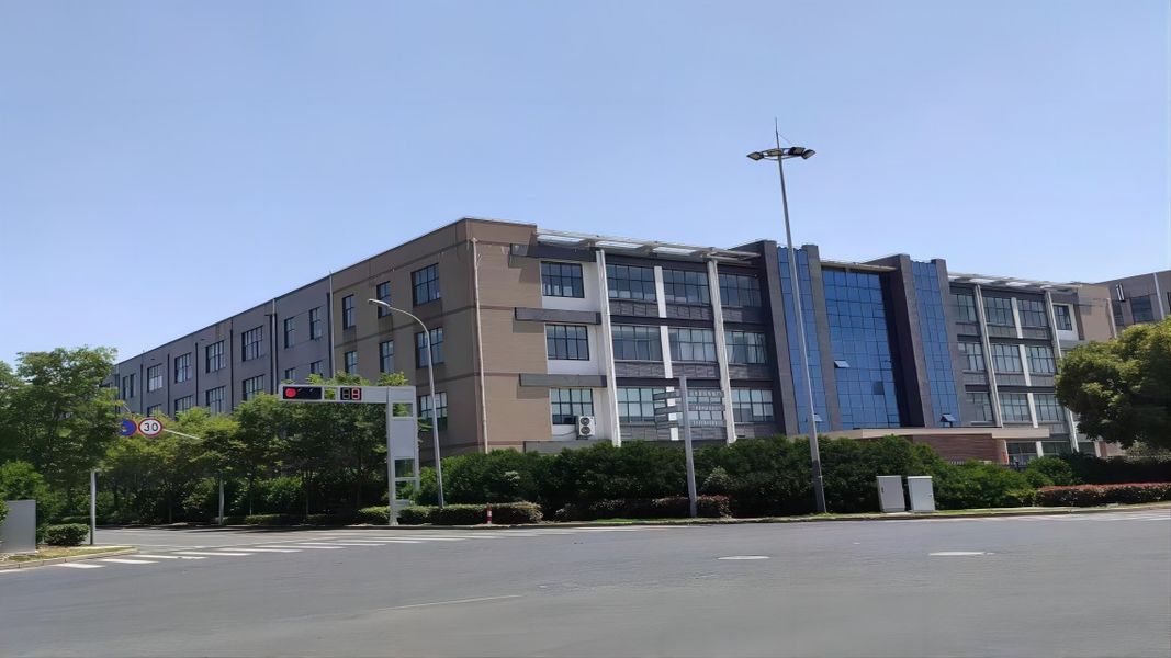 চীন Jiangsu YIZEE Lighting Technology Co., Ltd সংস্থা প্রোফাইল
